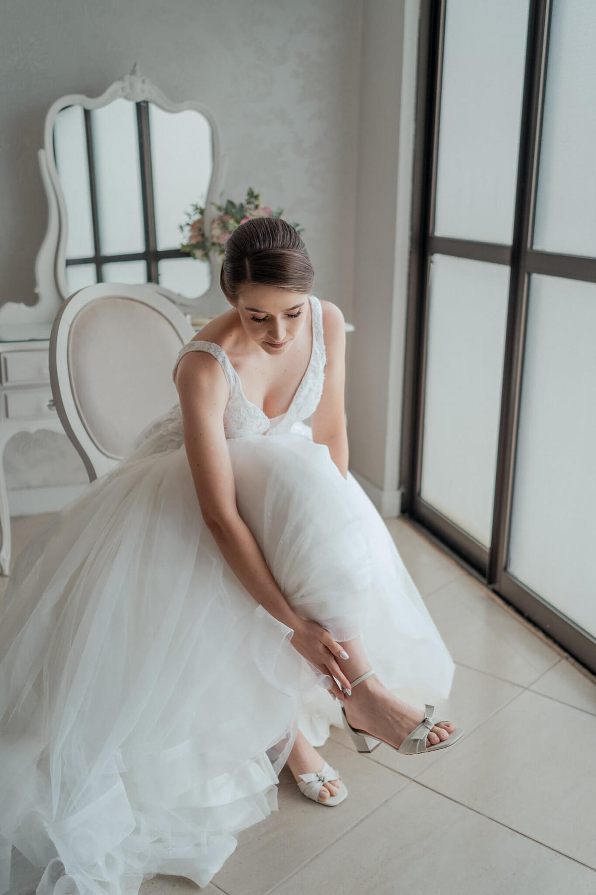 making of noiva ana haras fortaleza maquiagem classica neutra beauty coque penteado