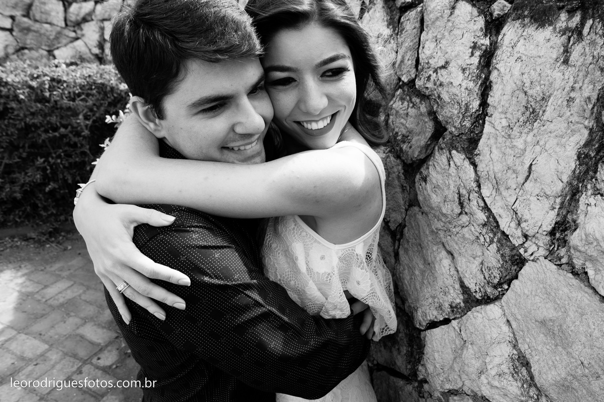 pré wedding - fotos de casais - pré wedding em capitólio-mg - capitólio-mg - escarpas do lago Capitolio-mg