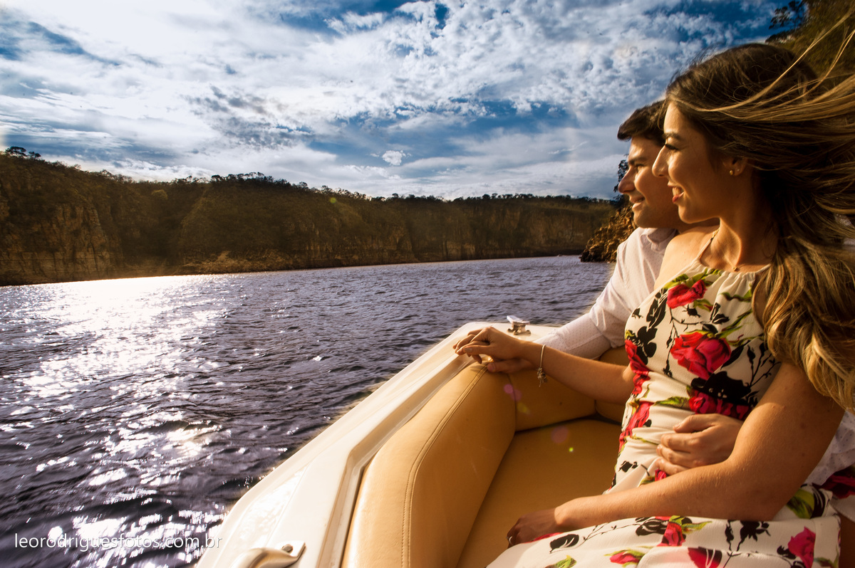 pré wedding - fotos de casais - pré wedding em capitólio-mg - capitólio-mg - escarpas do lago Capitolio-mg