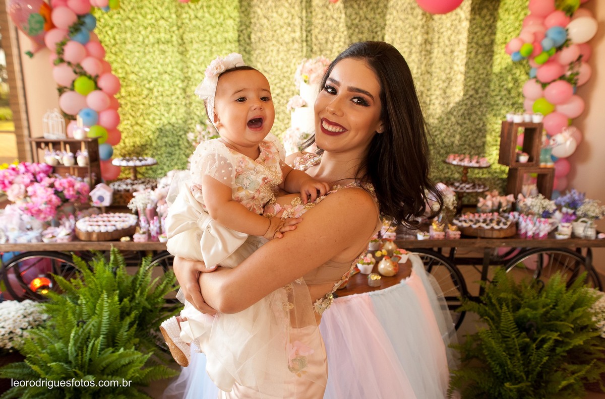 fotos de aniversario, um aninho, fotos de criança, decoração, decoração de festa de criança, aniversario.