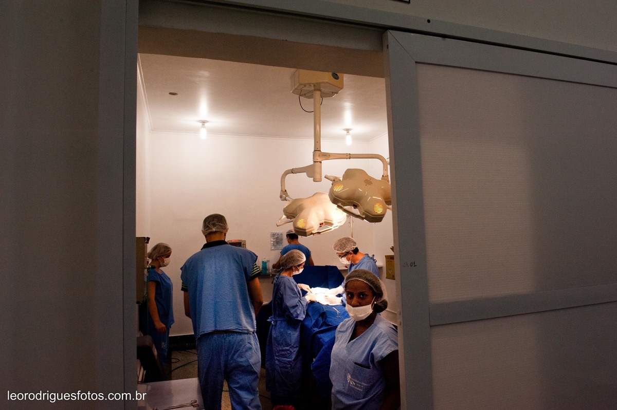 fotos de parto, parto em uberaba mg, fotos de neném nascendo, fotos em hospital