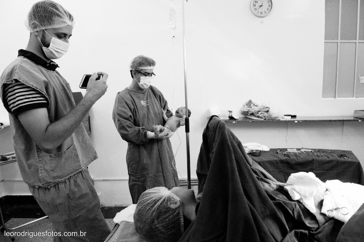 fotos de parto, parto em uberaba mg, fotos de neném nascendo, fotos em hospital