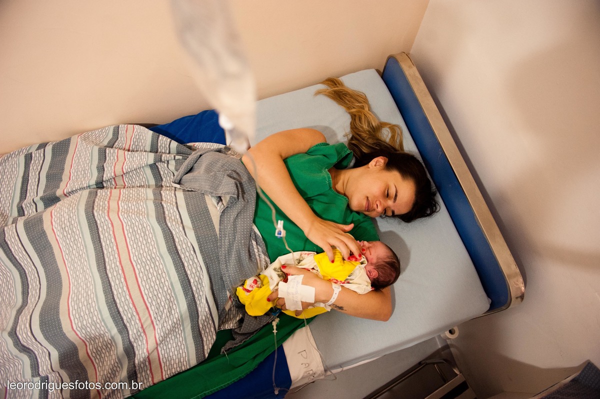 fotos de parto, parto em uberaba mg, fotos de neném nascendo, fotos em hospital