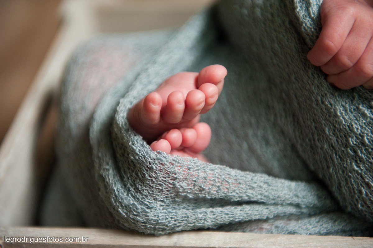 newborn, newborn em uberaba, uberaba minas gerais, fotos de recém nascido, fotos de neném, fotos criativas de neném