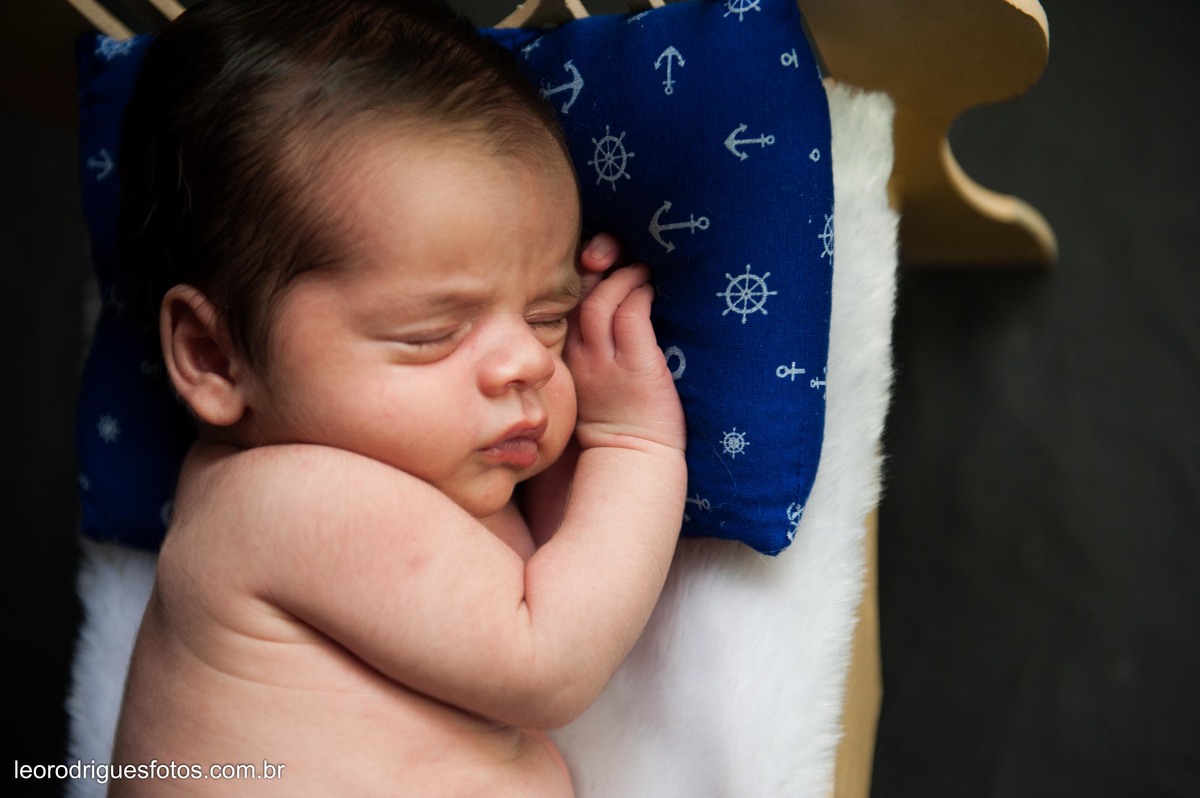 newborn, newborn em uberaba, uberaba minas gerais, fotos de recém nascido, fotos de neném, fotos criativas de neném
