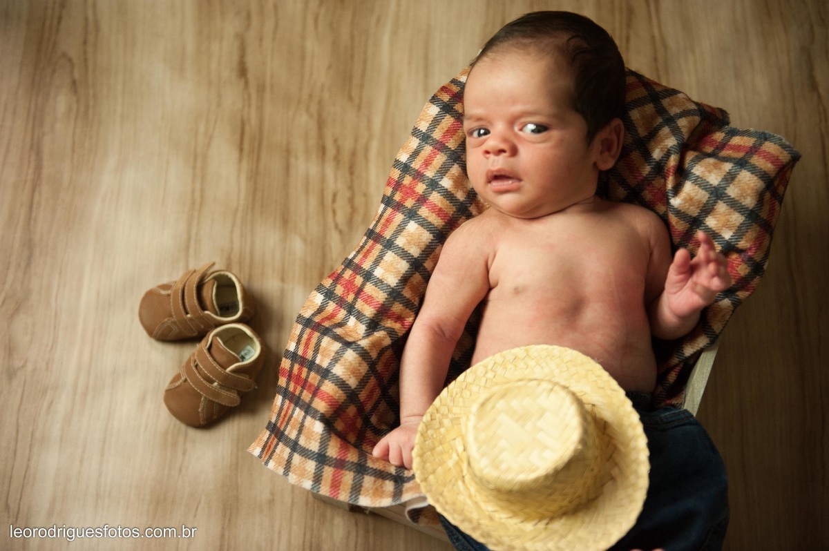 newborn, newborn em uberaba, uberaba minas gerais, fotos de recém nascido, fotos de neném, fotos criativas de neném