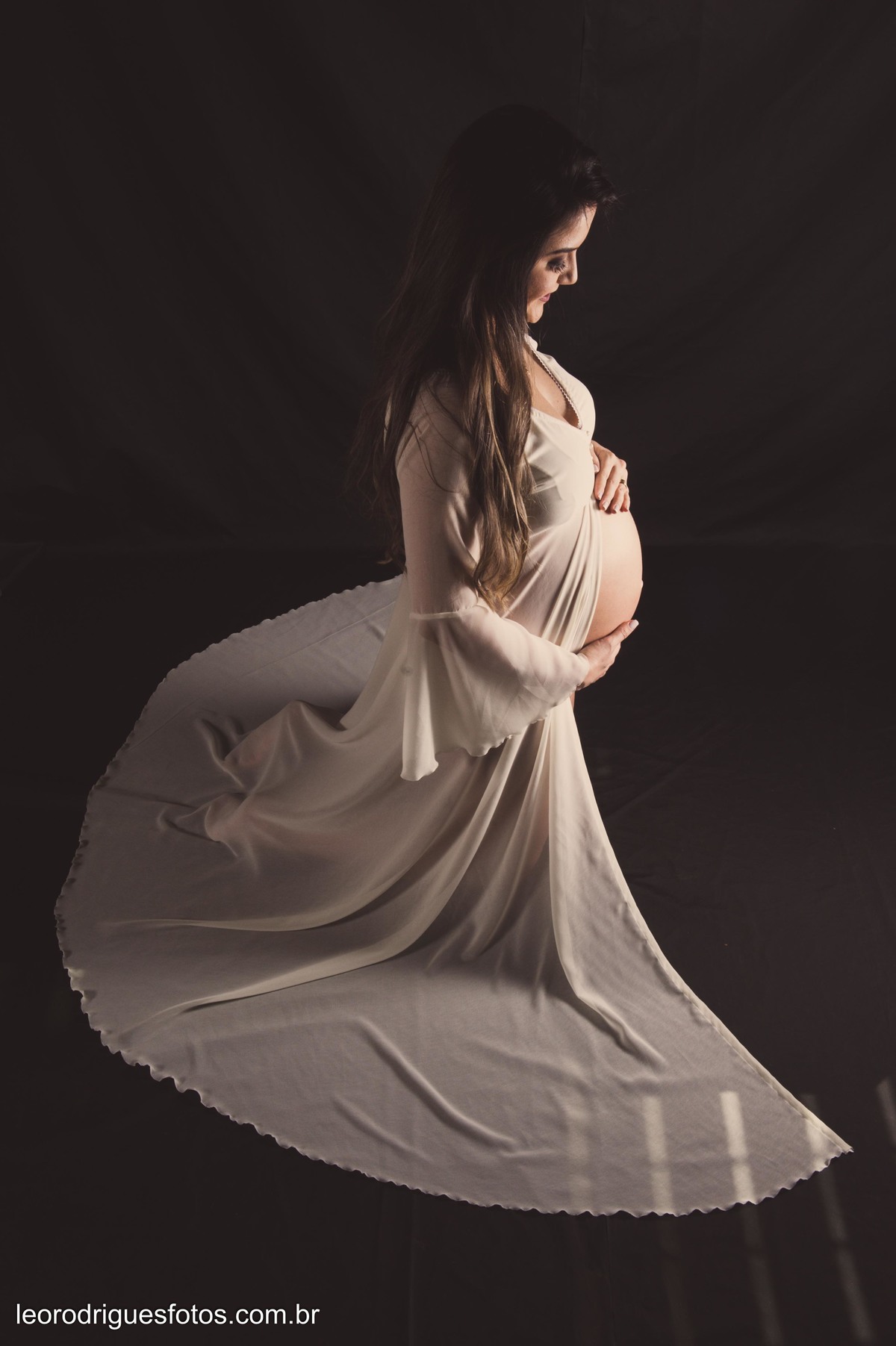 Book gestante, gestante, gestação, fotos de gestante, fotos no vale encantado uberaba mg, book de gestante vale encantado, uberaba mg, fotos criativas de gestante, roupas de gestante