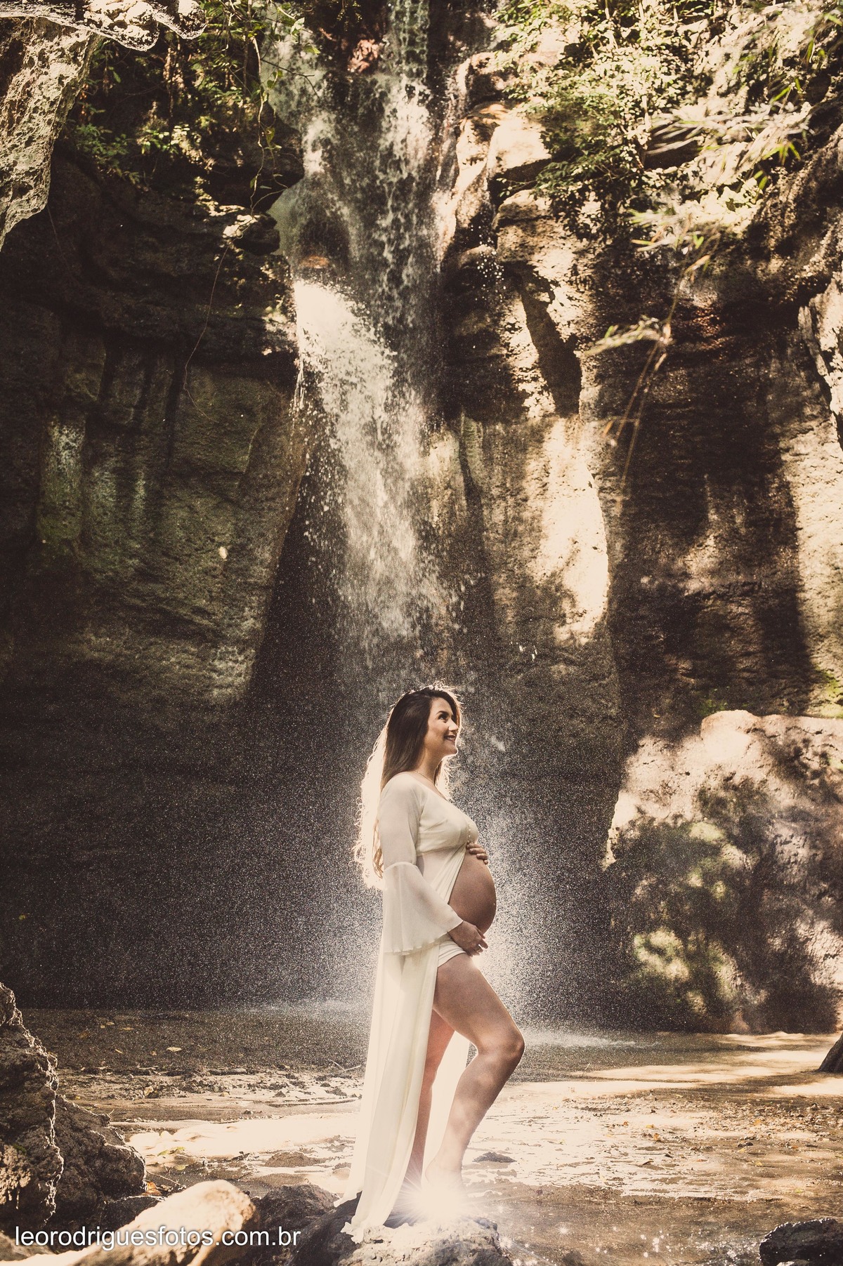 Book gestante, gestante, gestação, fotos de gestante, fotos no vale encantado uberaba mg, book de gestante vale encantado, uberaba mg, fotos criativas de gestante, roupas de gestante