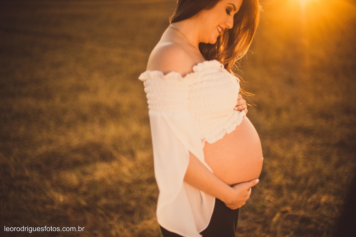 Book gestante, gestante, gestação, fotos de gestante, fotos no vale encantado uberaba mg, book de gestante vale encantado, uberaba mg, fotos criativas de gestante, roupas de gestante
