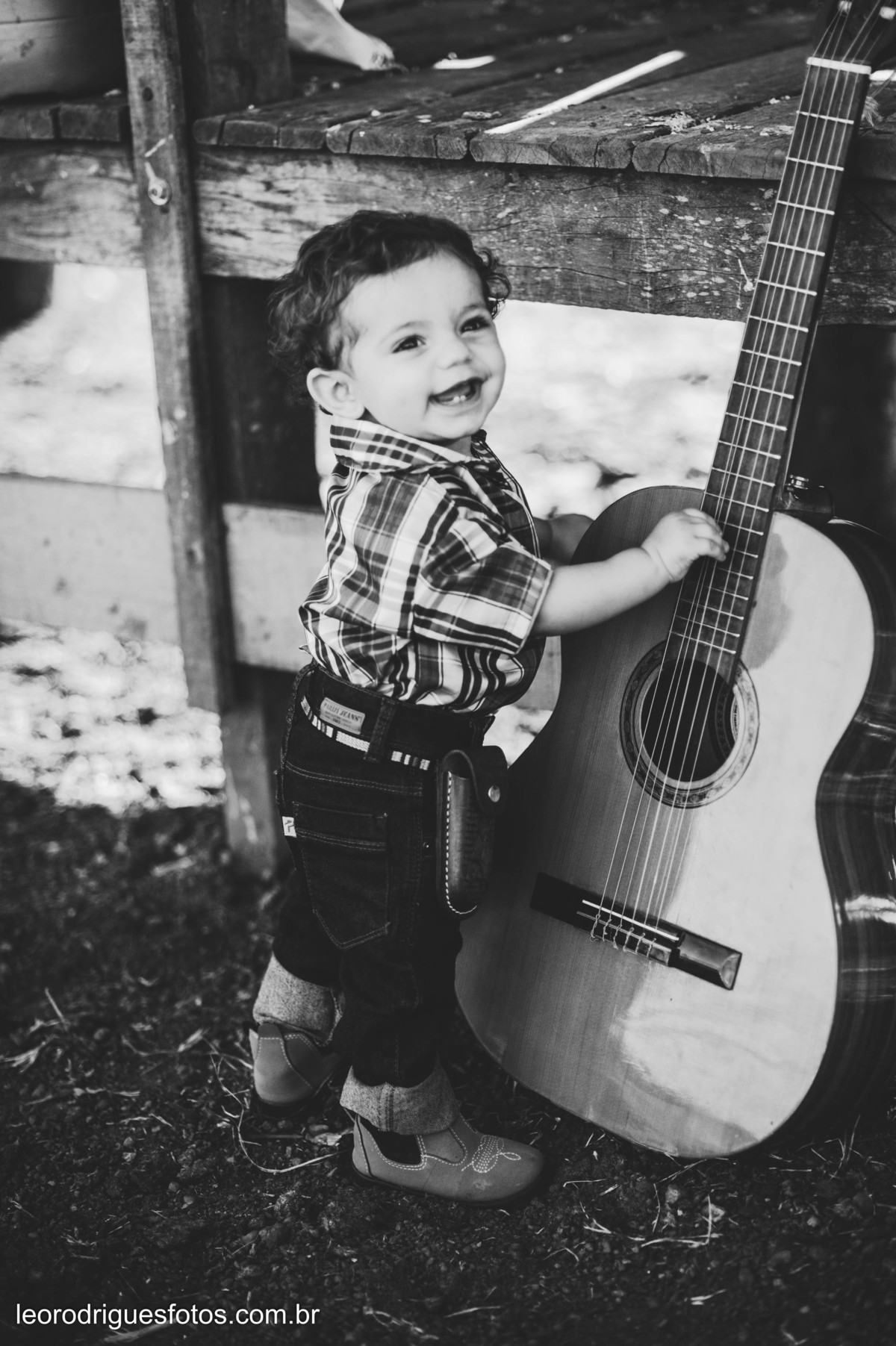 um aninho, book de criança, criança, fotos de criança, fotos de aniversario, fotos de criança em fazenda, fazenda, book na fazenda, book de criança na fazenda, fotos criativas de criança, fotos criativas de criança na fazenda 