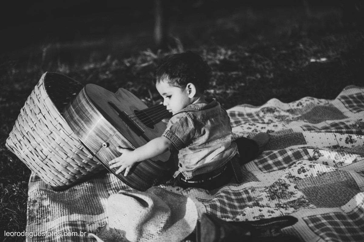 um aninho, book de criança, criança, fotos de criança, fotos de aniversario, fotos de criança em fazenda, fazenda, book na fazenda, book de criança na fazenda, fotos criativas de criança, fotos criativas de criança na fazenda 