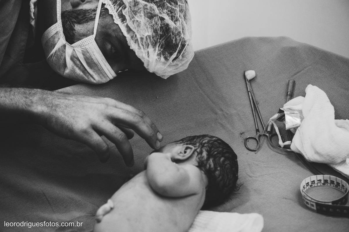to, fotos do parto, fotos do parto Mário Palmério Hospital Universitário - Uberaba MG, fotos criativas de parto, fotos de recém nascido.