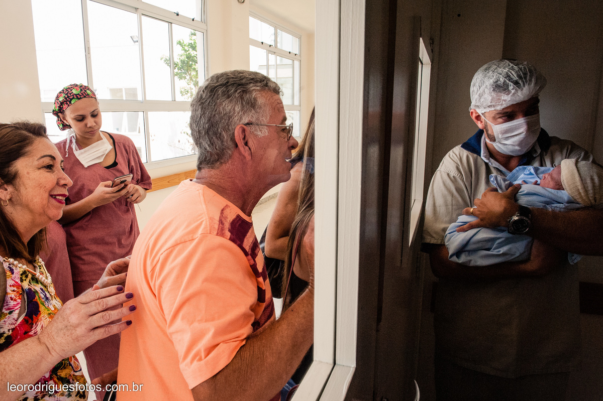 to, fotos do parto, fotos do parto Mário Palmério Hospital Universitário - Uberaba MG, fotos criativas de parto, fotos de recém nascido.