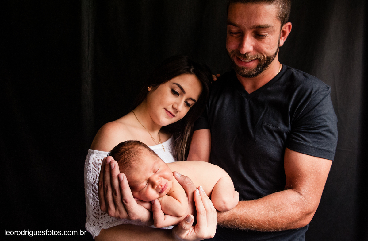 newborn, fotos de recém nascido, newborn estúdio léo rodrigues fotos, fotos de criança, recém nascido, uberaba mg, newborn uberaba mg.