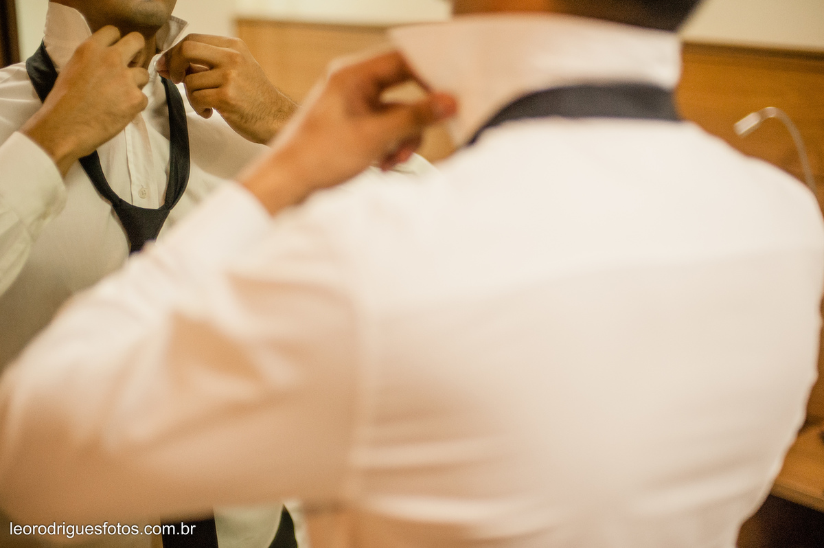 wedding, casamento, making off do noivo,  making off do noiva, casamento de policial em uberaba mg, casamento igreja são domingos uberaba mg, recepção casa do folclore uberaba mg, fotos criativas de casamento