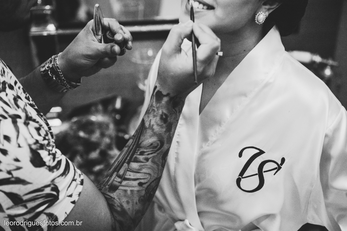 wedding, casamento, making off do noivo,  making off do noiva, casamento de policial em uberaba mg, casamento igreja são domingos uberaba mg, recepção casa do folclore uberaba mg, fotos criativas de casamento