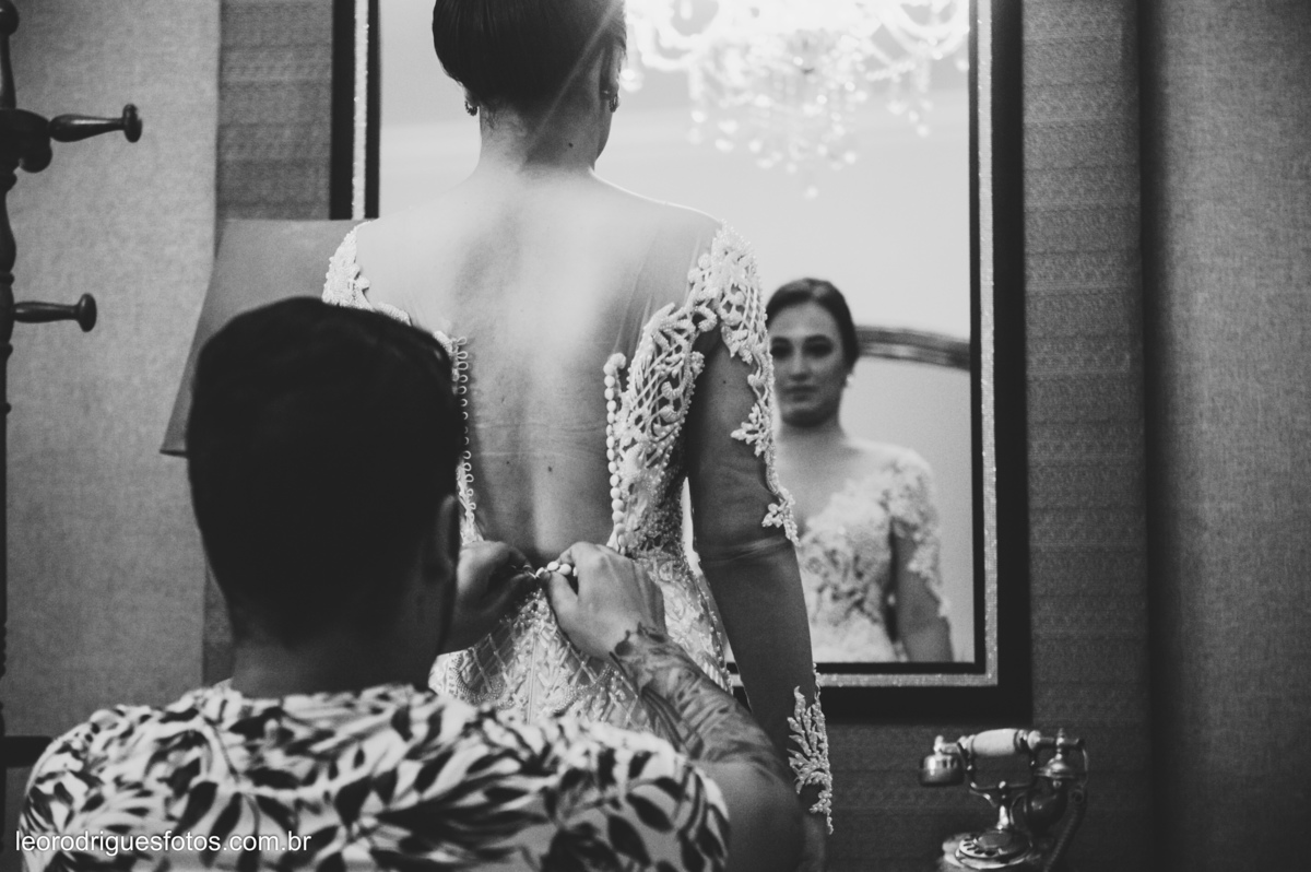 wedding, casamento, making off do noivo,  making off do noiva, casamento de policial em uberaba mg, casamento igreja são domingos uberaba mg, recepção casa do folclore uberaba mg, fotos criativas de casamento