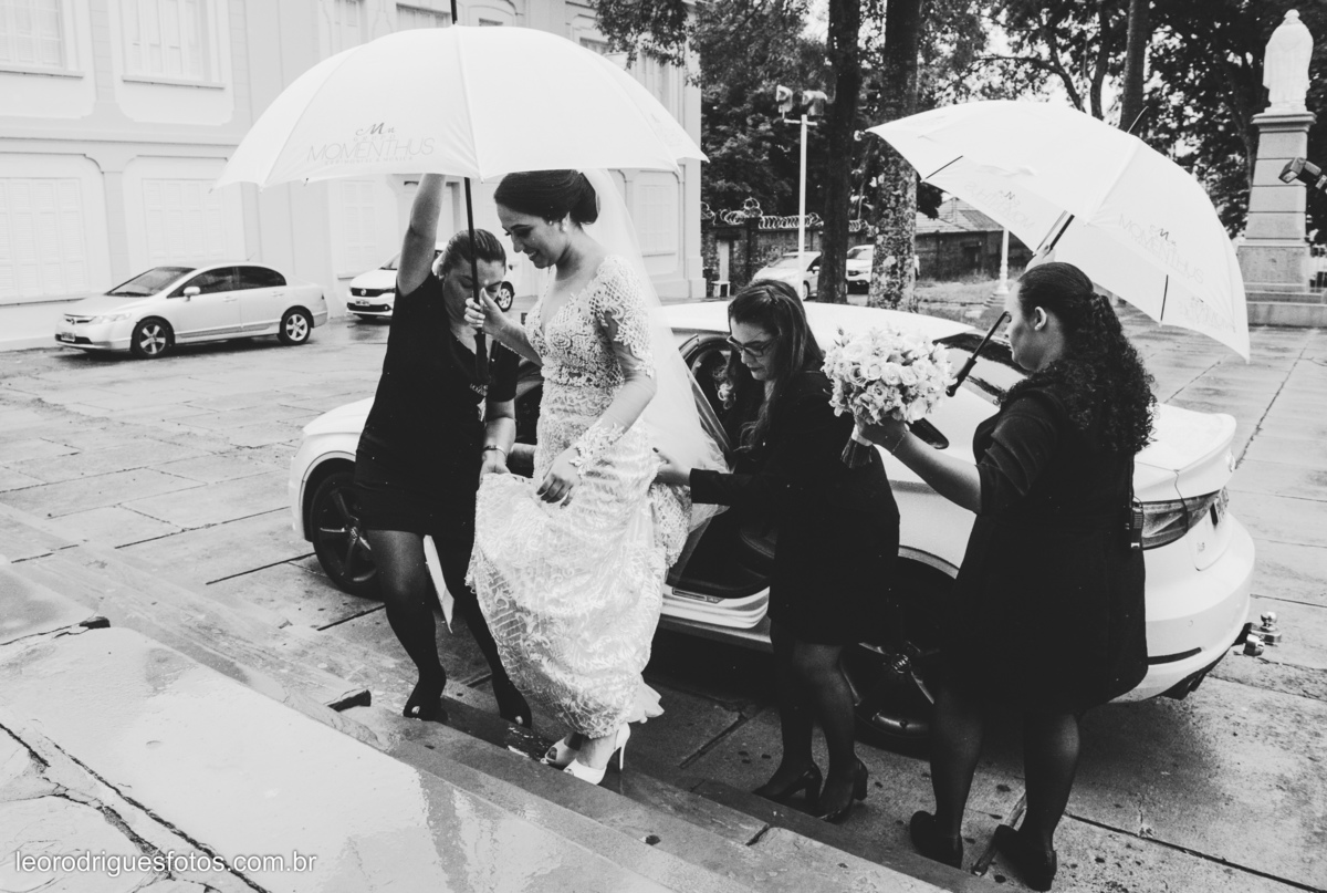 wedding, casamento, making off do noivo,  making off do noiva, casamento de policial em uberaba mg, casamento igreja são domingos uberaba mg, recepção casa do folclore uberaba mg, fotos criativas de casamento