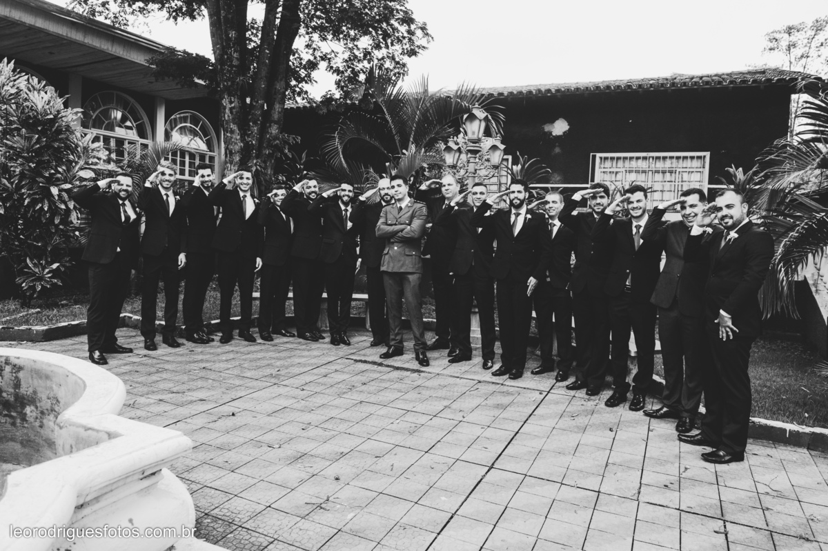 wedding, casamento, making off do noivo,  making off do noiva, casamento de policial em uberaba mg, casamento igreja são domingos uberaba mg, recepção casa do folclore uberaba mg, fotos criativas de casamento