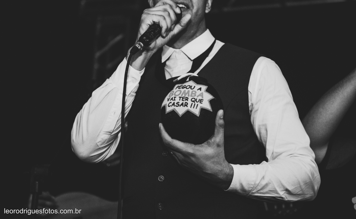 wedding, casamento, making off do noivo,  making off do noiva, casamento de policial em uberaba mg, casamento igreja são domingos uberaba mg, recepção casa do folclore uberaba mg, fotos criativas de casamento