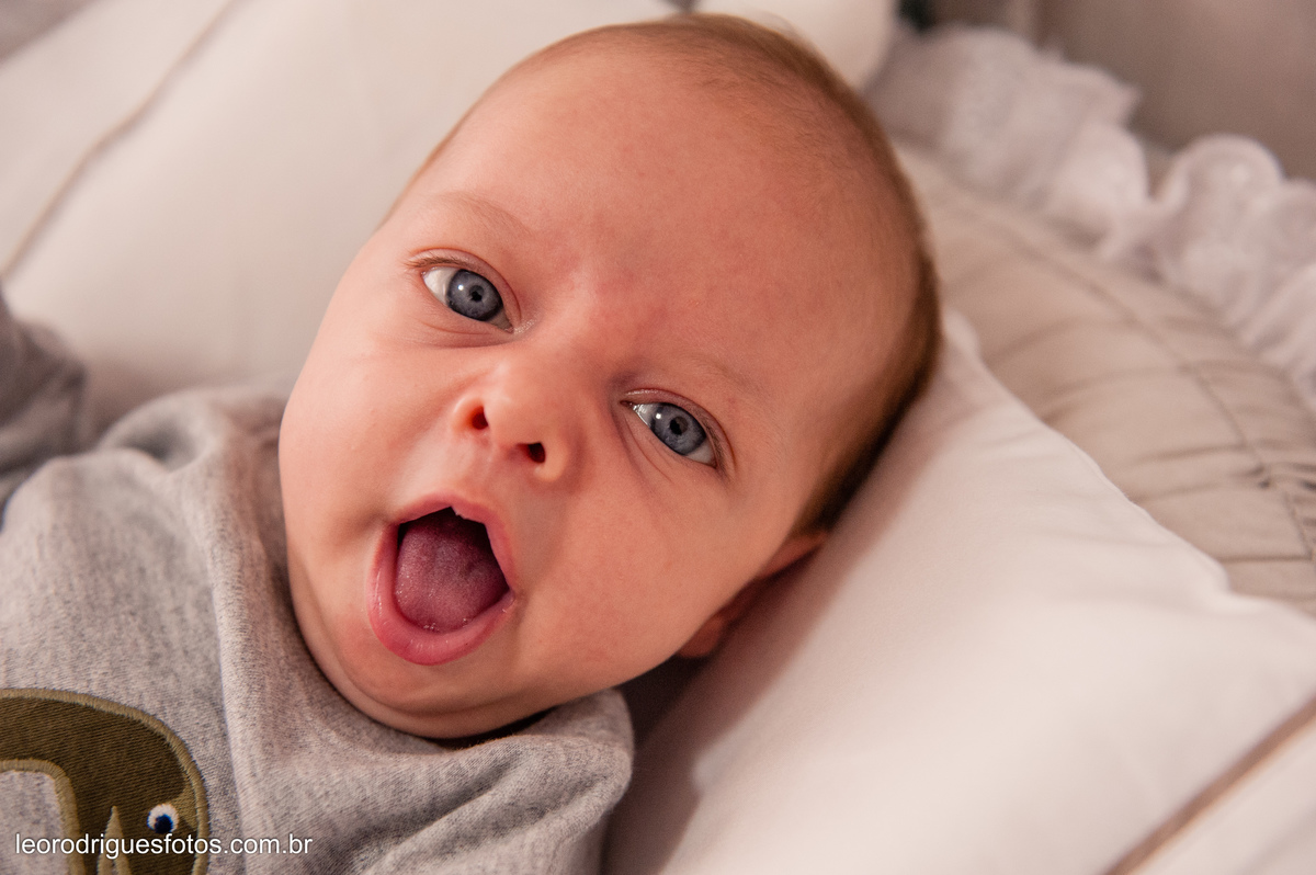 acompanhamento de fotos de recém nascido, fotos de neném, fotos mês a mês, fotos de criança,criança, fotos de acompanhamento mês a mês