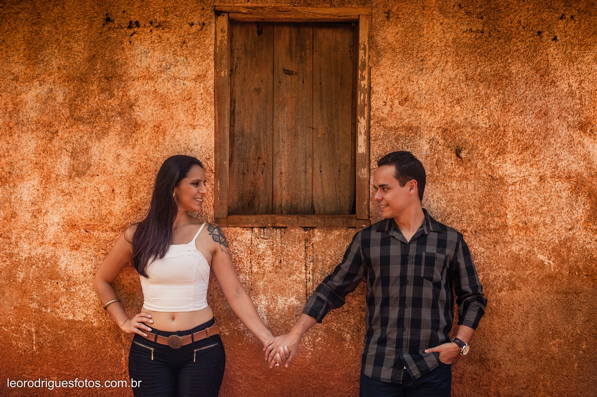 pré wedding, pré casamento, foto de casal, fotos em matutina mg, matutina mg, pré wedding em matutina mg, fotos criativas de casal, 