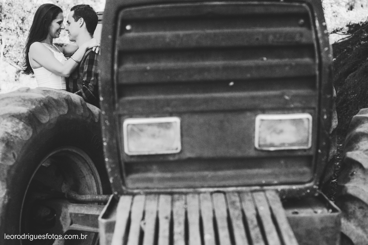 pré wedding, pré casamento, foto de casal, fotos em matutina mg, matutina mg, pré wedding em matutina mg, fotos criativas de casal, 