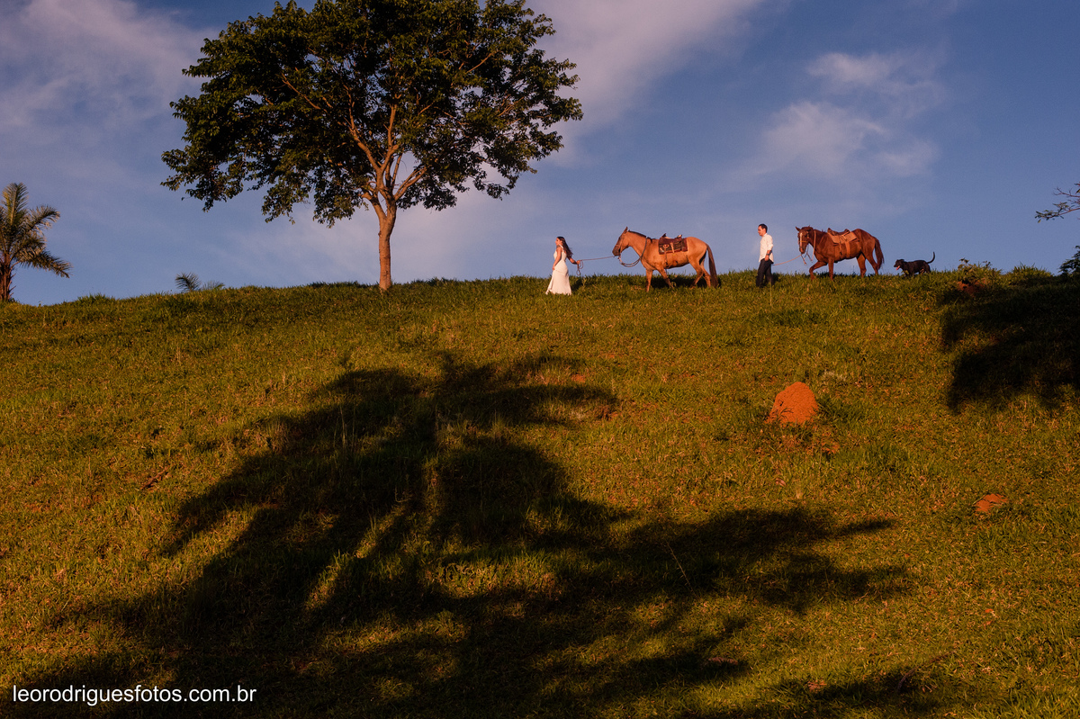 pré wedding, pré casamento, foto de casal, fotos em matutina mg, matutina mg, pré wedding em matutina mg, fotos criativas de casal, 