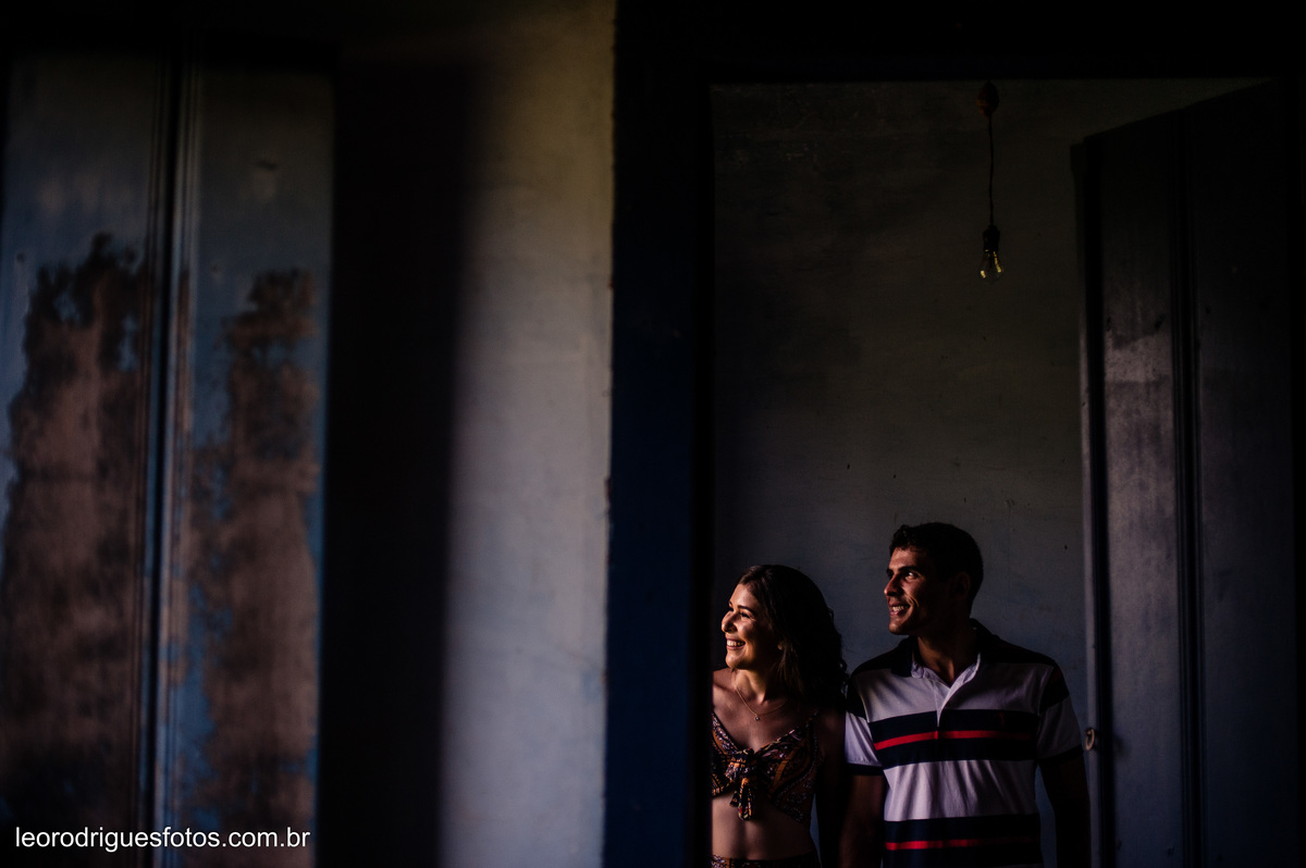 pré wedding, pré casamento, pré fotos, fotos de casais, serra da canastra mg, pré wedding serra da canastra mg, desemboque, fotos criativas de pré wedding, fotos criativas de casais, fotos na serra da canastra mg, fotos no desemboque mg