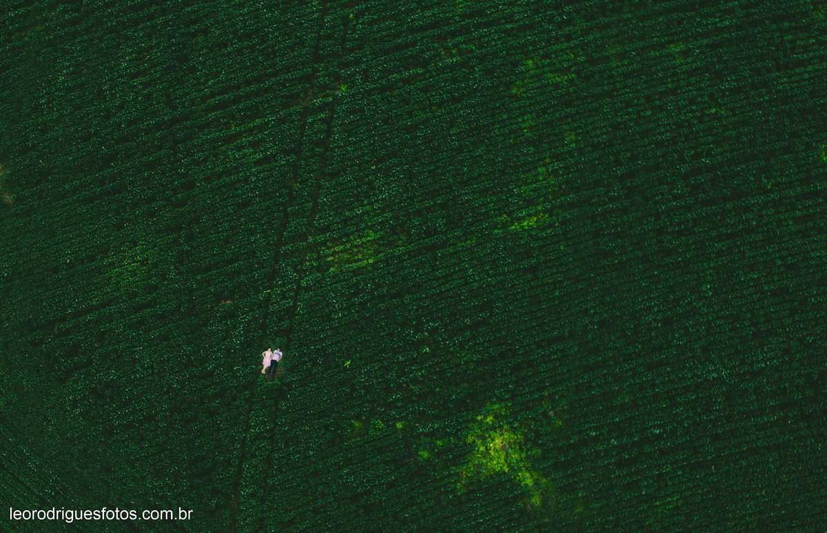 pré wedding, pré casamento, pré fotos, fotos de casais, serra da canastra mg, pré wedding serra da canastra mg, desemboque, fotos criativas de pré wedding, fotos criativas de casais, fotos na serra da canastra mg, fotos no desemboque mg