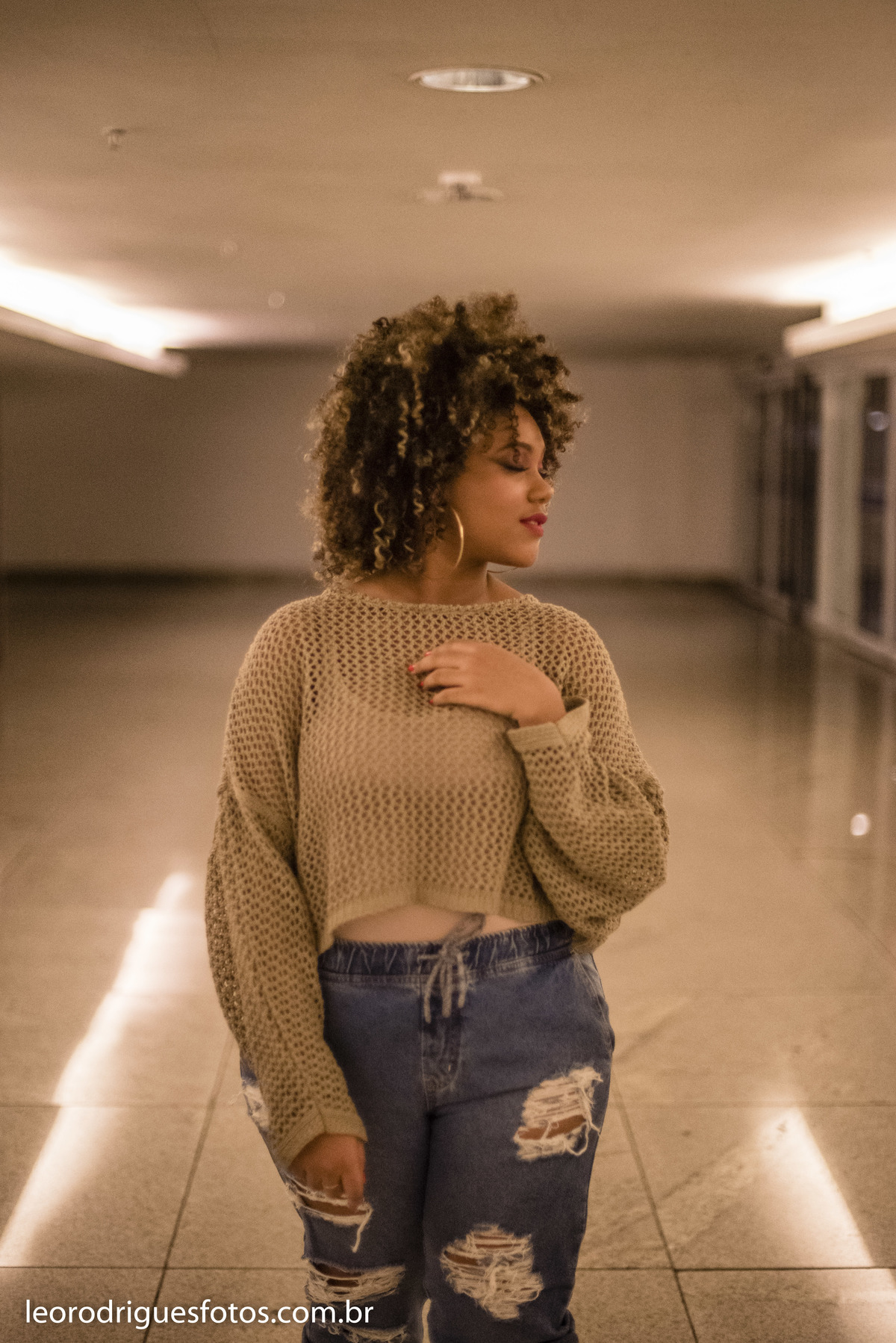 book, fashion book, book de 15 anos, 15anos, fotos criativas de book de 15 anos, fotos em Praça Uberaba Shopping Center, Praça Uberaba Shopping Center uberaba mg, fotos diferente de book de 15 anos