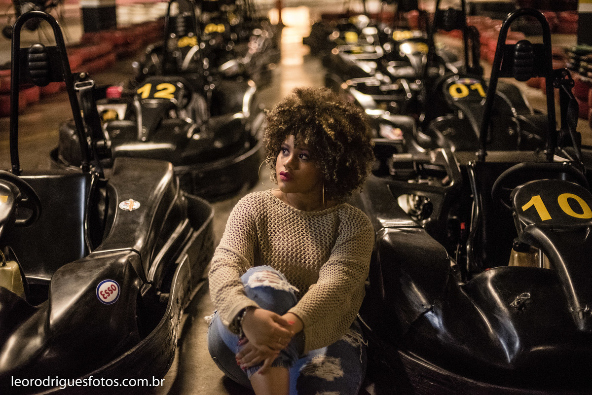 book, fashion book, book de 15 anos, 15anos, fotos criativas de book de 15 anos, fotos em Praça Uberaba Shopping Center, Praça Uberaba Shopping Center uberaba mg, fotos diferente de book de 15 anos