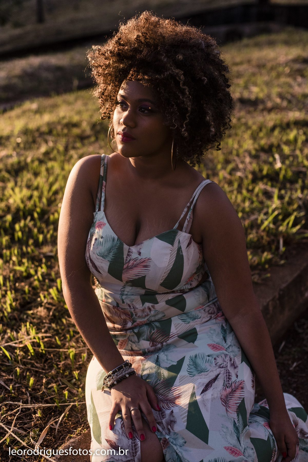 book, fashion book, book de 15 anos, 15anos, fotos criativas de book de 15 anos, fotos em Praça Uberaba Shopping Center, Praça Uberaba Shopping Center uberaba mg, fotos diferente de book de 15 anos