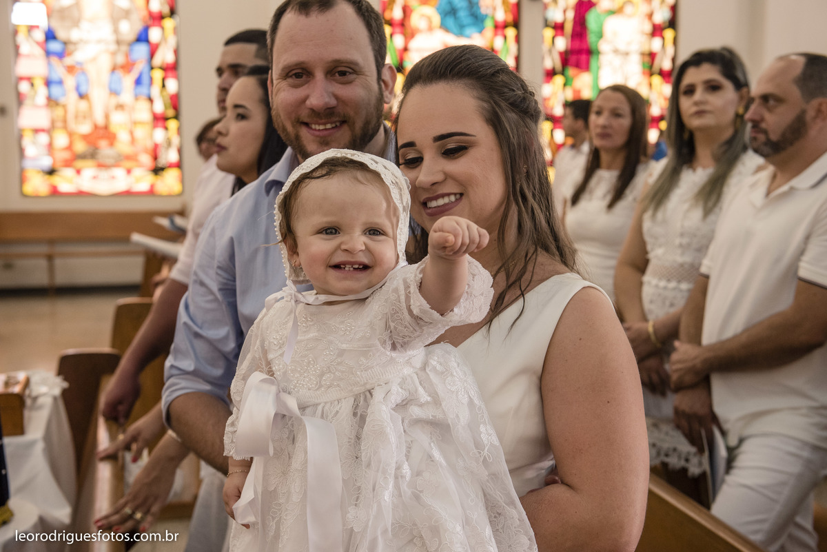 batizado, um aninho, batizado de criança, aniversario de criança, fotos criativas de criança, um aninho, santa juliana mg, fotos de um aninho, fotos