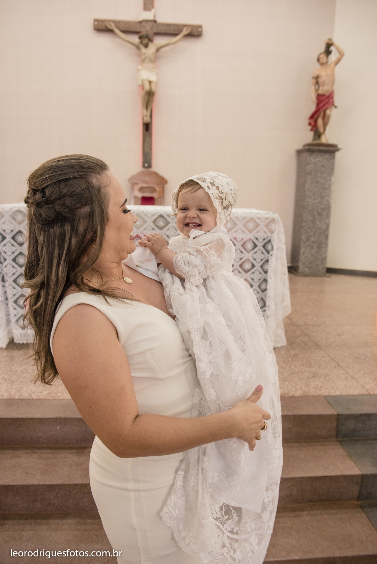 batizado, um aninho, batizado de criança, aniversario de criança, fotos criativas de criança, um aninho, santa juliana mg, fotos de um aninho, fotos