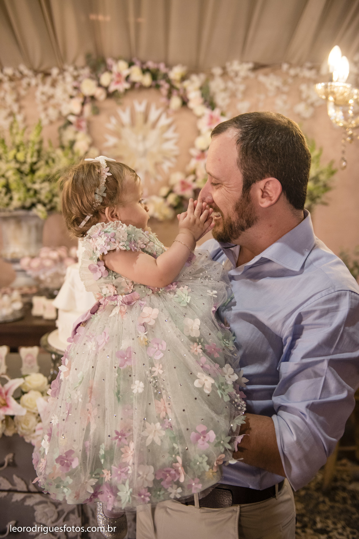 batizado, um aninho, batizado de criança, aniversario de criança, fotos criativas de criança, um aninho, santa juliana mg, fotos de um aninho, fotos