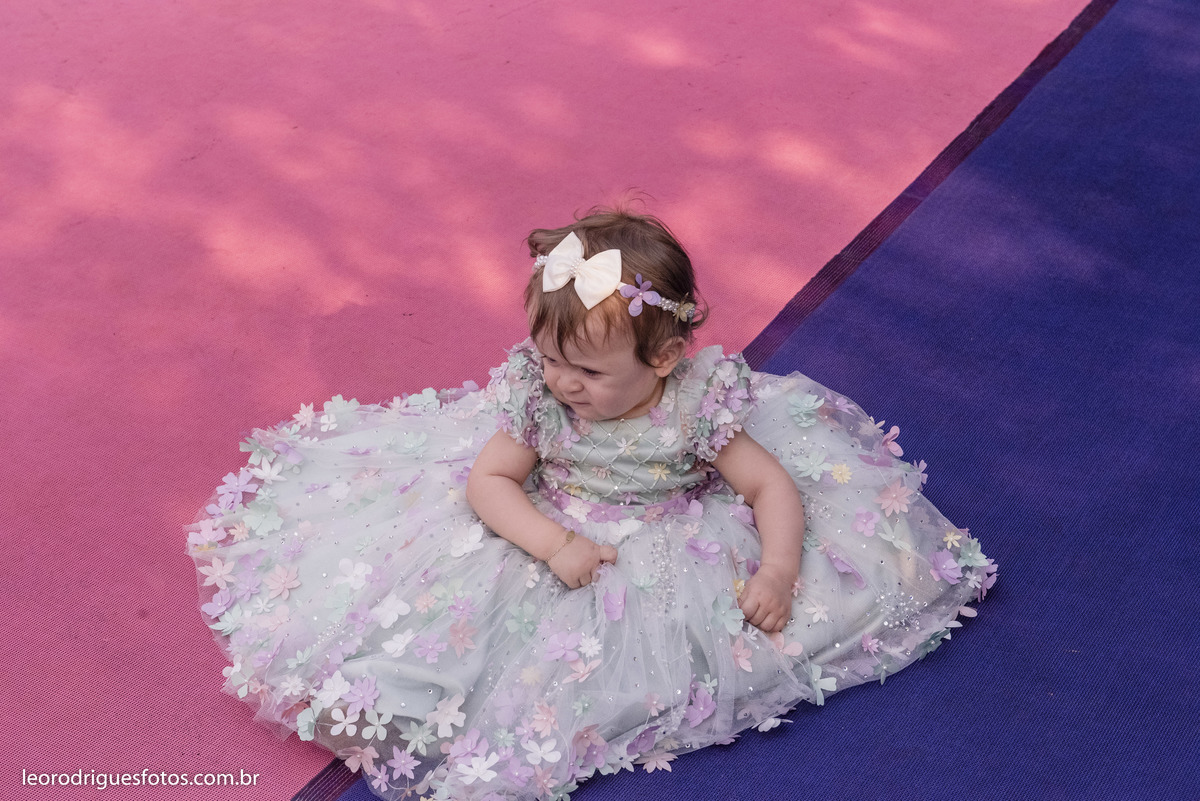 batizado, um aninho, batizado de criança, aniversario de criança, fotos criativas de criança, um aninho, santa juliana mg, fotos de um aninho, fotos
