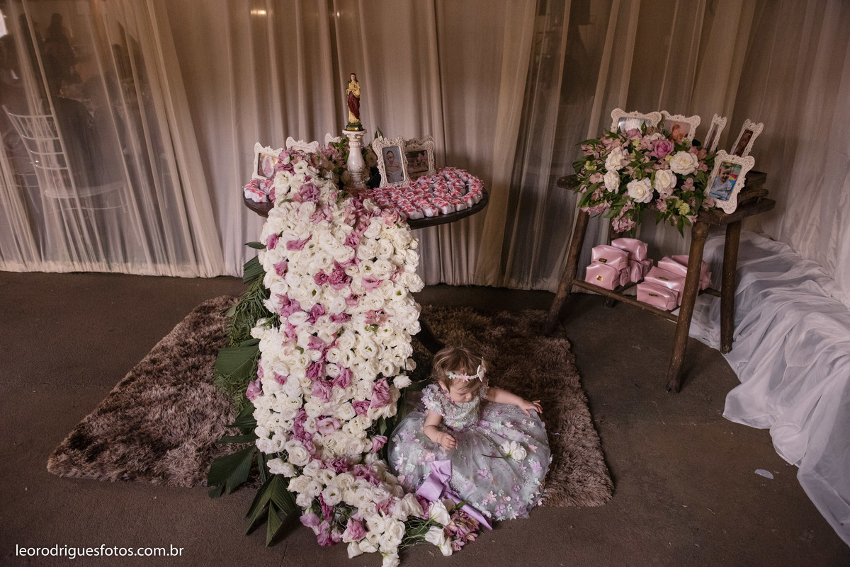batizado, um aninho, batizado de criança, aniversario de criança, fotos criativas de criança, um aninho, santa juliana mg, fotos de um aninho, fotos