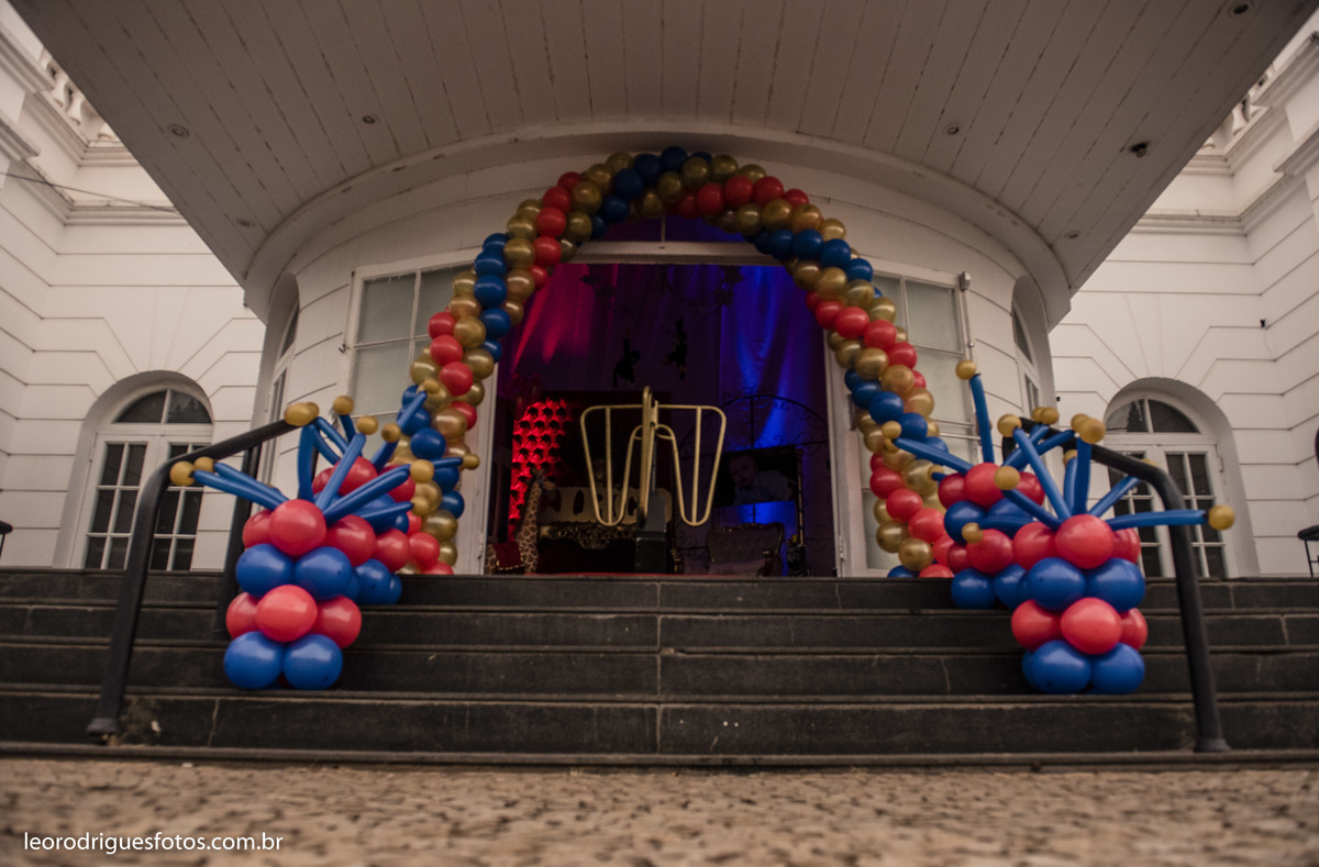 um aninho, um ano, fotos de aniversario, fotos de circo, festa de um aninho de circo, fotos criativas de um aninho, Maison Blanche Buffet e Eventos Uberaba MG, fotos de criança, fotos de criança de circo, fotos