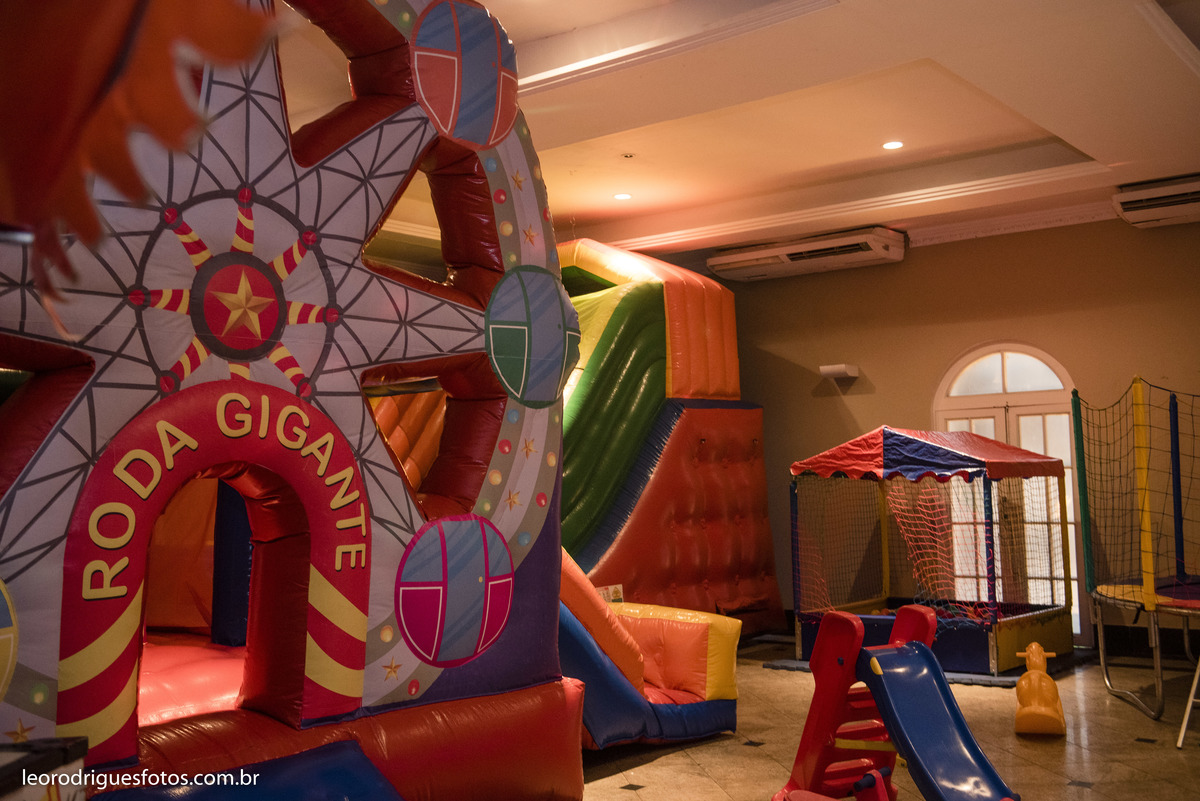 um aninho, um ano, fotos de aniversario, fotos de circo, festa de um aninho de circo, fotos criativas de um aninho, Maison Blanche Buffet e Eventos Uberaba MG, fotos de criança, fotos de criança de circo, fotos