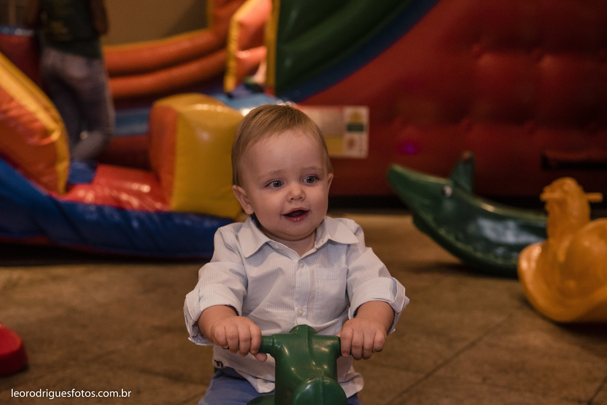 um aninho, um ano, fotos de aniversario, fotos de circo, festa de um aninho de circo, fotos criativas de um aninho, Maison Blanche Buffet e Eventos Uberaba MG, fotos de criança, fotos de criança de circo, fotos