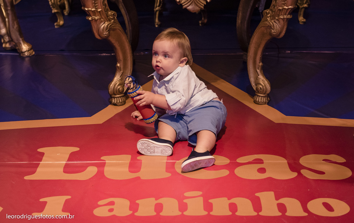 um aninho, um ano, fotos de aniversario, fotos de circo, festa de um aninho de circo, fotos criativas de um aninho, Maison Blanche Buffet e Eventos Uberaba MG, fotos de criança, fotos de criança de circo, fotos