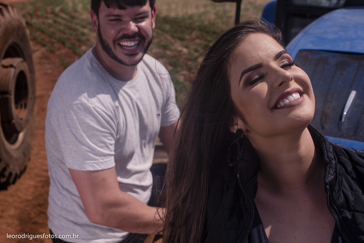 wedding, pré casamento, book de casal,  book, pré wedding são Gotardo minas gerais, são gotardo minhas gerais, fotos criativas de pré wedding, book pré wedding, fotos de pré wedding de motocross, fotos de pré wedding de moto