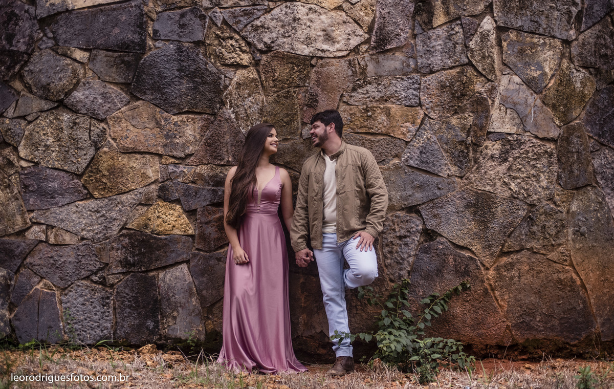 wedding, pré casamento, book de casal,  book, pré wedding são Gotardo minas gerais, são gotardo minhas gerais, fotos criativas de pré wedding, book pré wedding, fotos de pré wedding de motocross, fotos de pré wedding de moto