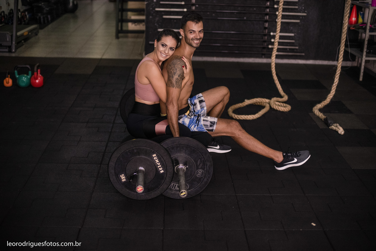 pré wedding, pré casamanto, pré wedding em Rifaina sp, Rifaina sp, fotos criativas de pré wedding, fotos criativas de pré wedding em Rifaina sp, pré wedding em academia, cross vip