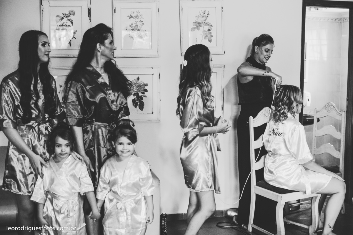 wedding, casamento, fotos de casamento, casamento ao ar livre, wedding em ar livre, noiva, noivo, terno do noivo, vestido da noiva, sapato da noiva, casanento em chácara