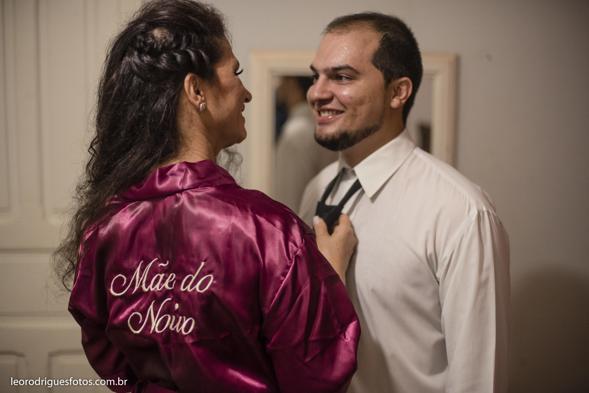 wedding, casamento, fotos de casamento, casamento ao ar livre, wedding em ar livre, noiva, noivo, terno do noivo, vestido da noiva, sapato da noiva, casanento em chácara
