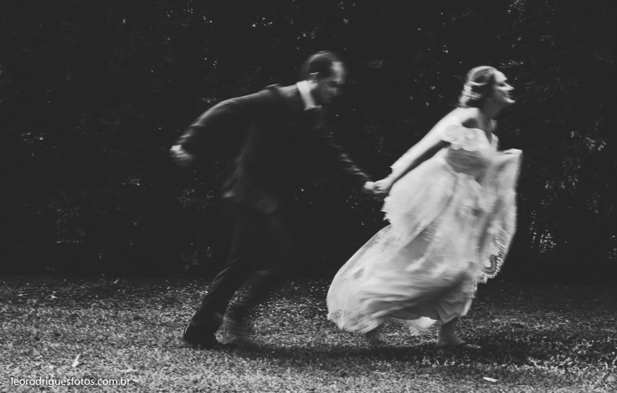 wedding, casamento, fotos de casamento, casamento ao ar livre, wedding em ar livre, noiva, noivo, terno do noivo, vestido da noiva, sapato da noiva, casanento em chácara