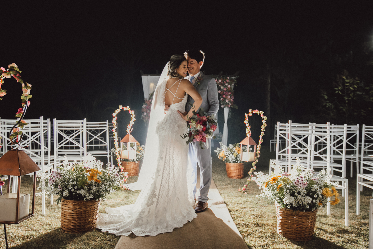 Ensaio do casal depois da cerimônia de casamento