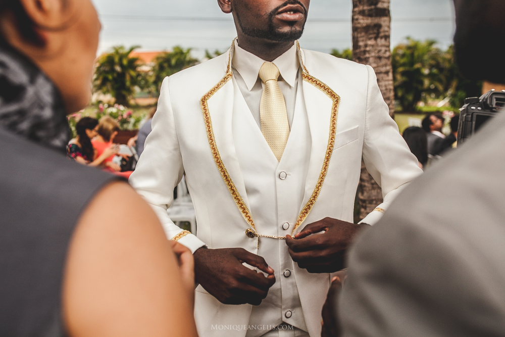 Monique Angelis - Foto casamento em paulínia - detalhe do noivo
